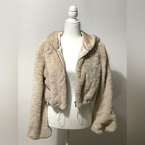 Forever 21 puffy soft jacket